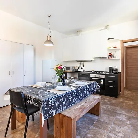 Holidays In Via Bono 57 Apartment *